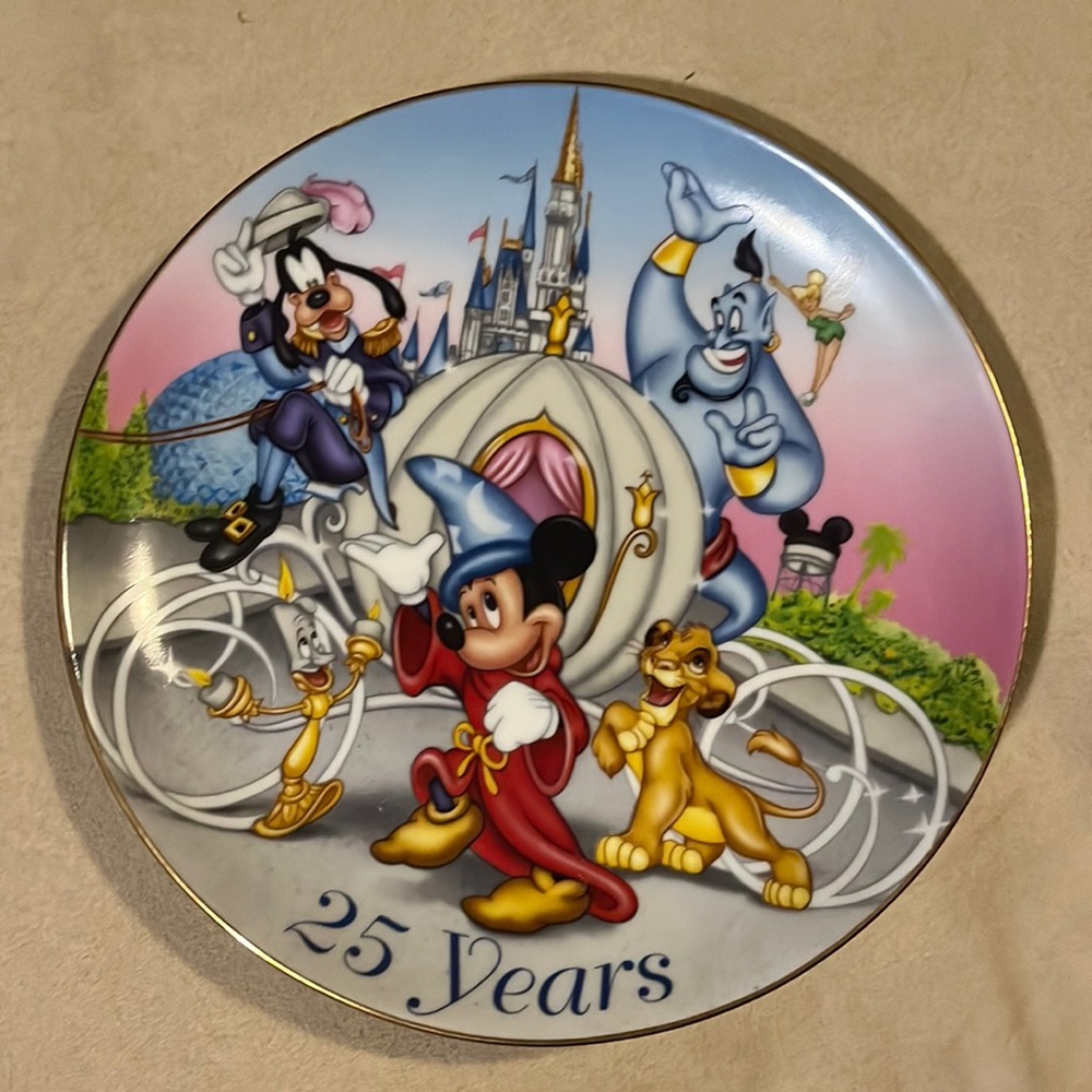 DisneyWorld 25th anniversary plate